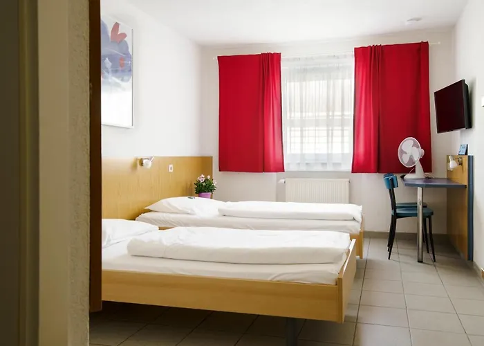 Drei Koenig- Ihr Transithotel Nocleg ze śniadaniem