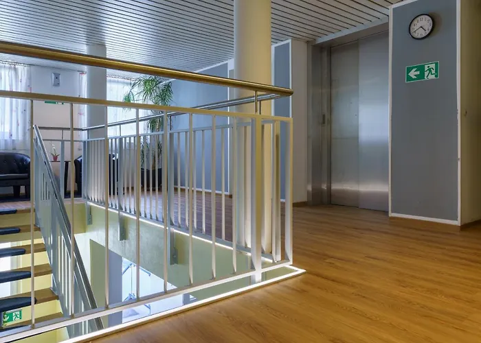 Drei Koenig- Ihr Transithotel 3*