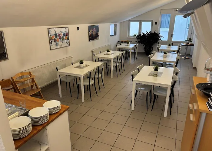 Nocleg ze śniadaniem Drei Koenig- Ihr Transithotel 3*